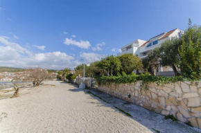 Гостиница Apartments Dario  Трогир